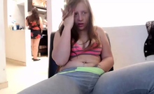 amateur nyxii fingering herself on live webcam