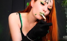 Kira Star – Mistress Poison Ivy