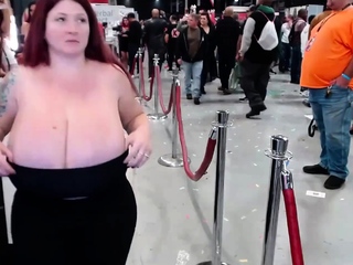 Cumshot on big boobs for slut tit fucking in hd