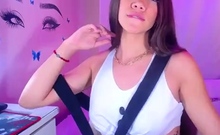 Hot brunette from squirt masturbating on webcam