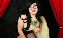 Brunette Solo Webcam Masturbation