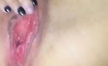 Squirting italiana si masturba e eiacula