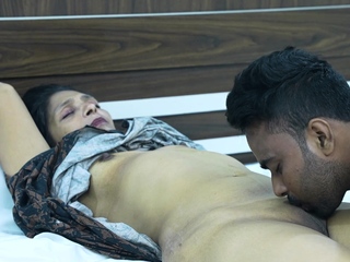 Horny Indian MILF Enjoys Strong Fucking And Pussy Licking