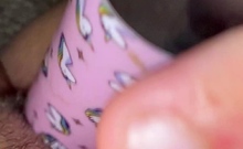 Close up pussy toying on cams