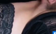 Heie Amateurin Geniet Oralsex - Geile Zunge Tief In Ihrer