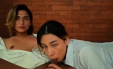 Sexy Babe Gives Transgirl Deep Blowjob